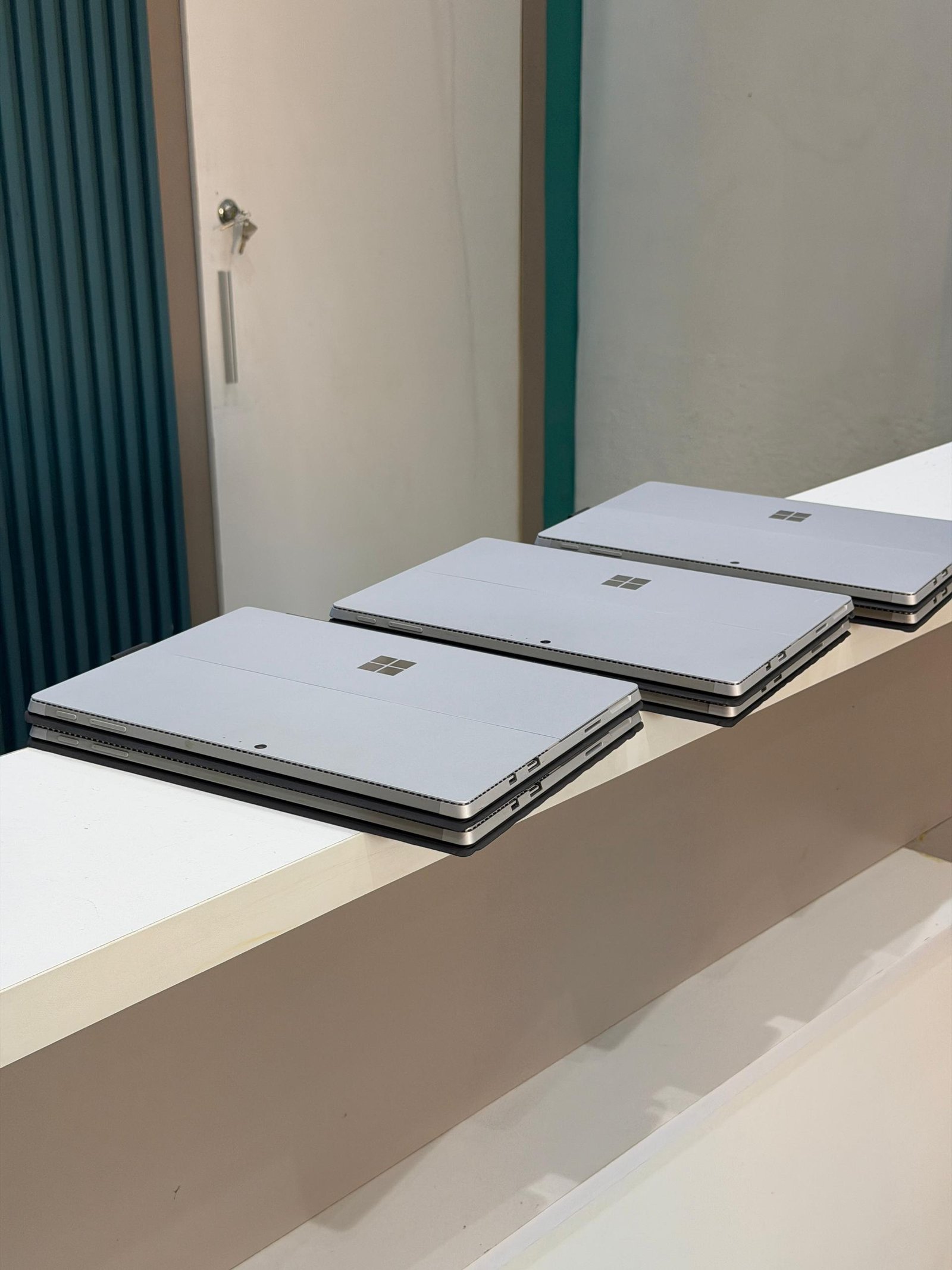 Microsoft Surface Pro 5 – Performance & Mobilité Premium – Image 5